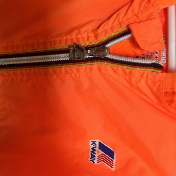 K-Way for Crewcuts super cute neon and navy zip jacket - Picture 6 of 7